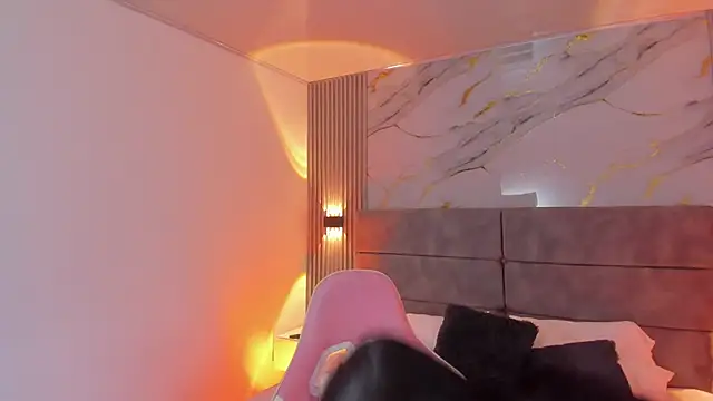 Snapshot of hannaferrati chatting on November 26, 2025, 6:02 am hannaferrati online show from November 26, 2025, 6:02 am