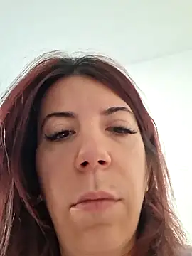 Anayssa  online show from February 8, 2026, 1:31 pm