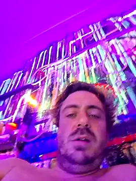 Snapshot of 3615-ULLA chatting on October 28, 2025, 8:52 pm 3615-ULLA online show from October 28, 2025, 8:52 pm