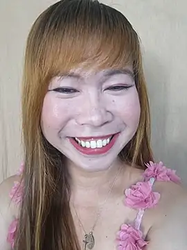 Snapshot of Tsfelicity_youngxx chatting on June 10, 2026, 2:40 pm Tsfelicity youngxx online show from June 10, 2026, 2:40 pm