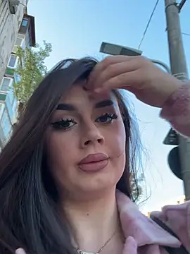 KendraMoon online show from October 20, 2025, 1:55 pm