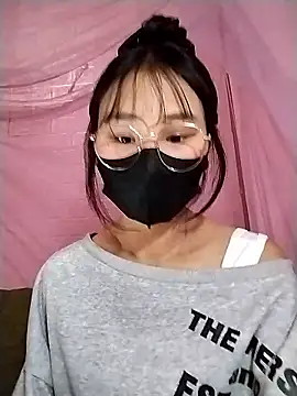 saronla 03 online show from January 8, 2026, 6:41 am