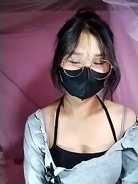 saronla 03 online show from December 21, 2025, 6:26 am