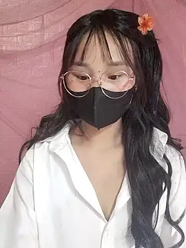 saronla 03 online show from January 18, 2026, 6:28 am