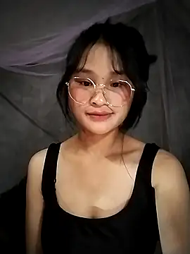 saronla 03 online show from December 14, 2025, 8:09 am