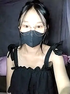 saronla 03 online show from October 31, 2025, 3:08 pm