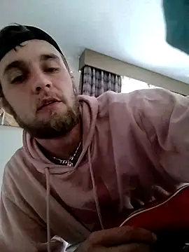 Snapshot of high3ndlowlife chatting on November 10, 2025, 6:46 pm high3ndlowlife online show from November 10, 2025, 6:46 pm