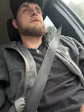 Snapshot of high3ndlowlife chatting on December 4, 2025, 9:47 pm high3ndlowlife online show from December 4, 2025, 9:47 pm