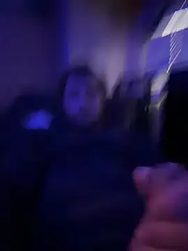 Snapshot of high3ndlowlife chatting on December 5, 2025, 1:10 pm high3ndlowlife online show from December 5, 2025, 1:10 pm