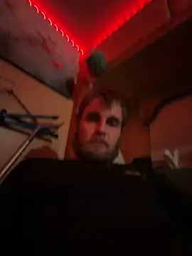 Snapshot of high3ndlowlife chatting on November 30, 2025, 10:43 pm high3ndlowlife online show from November 30, 2025, 10:43 pm