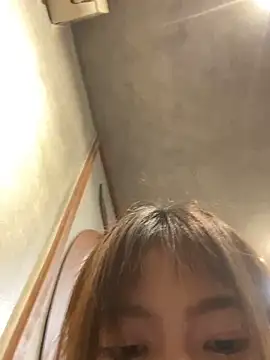   BabyShowPublic   online show from December 15, 2025, 4:57 pm