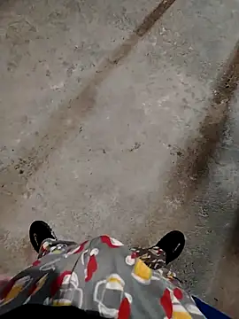 Alaver2587 online show from February 15, 2026, 2:12 am