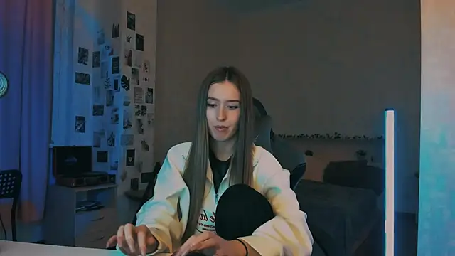 yourrdanceteacher online show from November 26, 2025, 7:58 pm