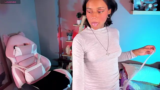 Snapshot of nyxmoonhells chatting on November 23, 2025, 2:21 am nyxmoonhells online show from November 23, 2025, 2:21 am