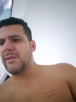 felipebcn online show from October 17, 2025, 1:24 pm