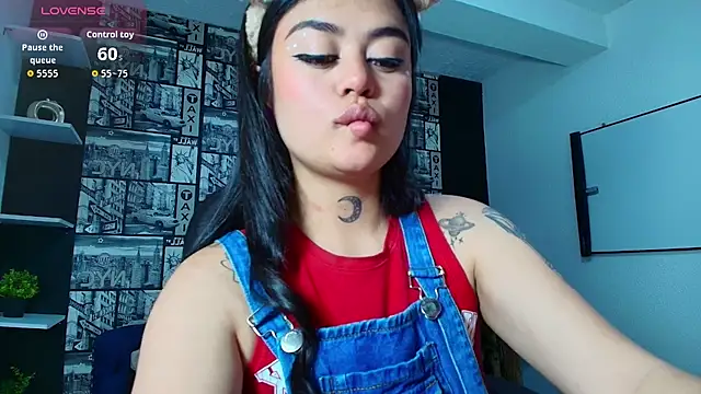 Mia Morelli  online show from September 25, 2025, 4:18 am