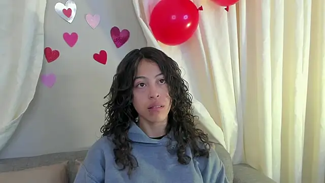 liily grey online show from September 18, 2025, 1:25 pm