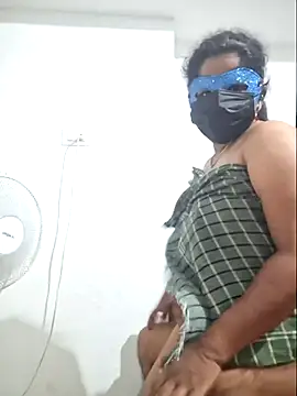 Kerala couples143 online show from October 4, 2025, 6:31 pm