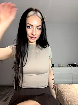 kaonasssiii online show from December 19, 2025, 7:27 pm