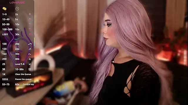 Snapshot of mslilly_croft chatting on March 5, 2026, 7:10 pm mslilly croft online show from March 5, 2026, 7:10 pm