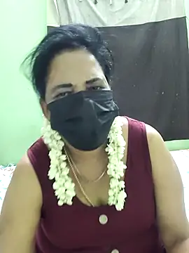 mallu-lover online show from September 16, 2025, 5:14 pm