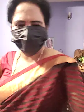 mallu-lover online show from September 28, 2025, 2:40 am