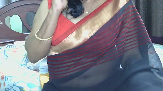 mallu-lover online show from June 17, 2026, 4:39 pm