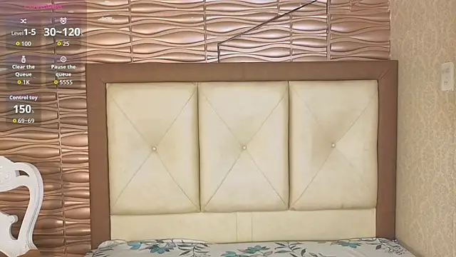 Snapshot of Miladiosa chatting on July 17, 2026, 1:08 pm Miladiosa online show from July 17, 2026, 1:08 pm