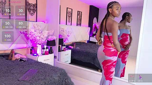 Snapshot of amy_miller1 chatting on November 12, 2025, 8:12 pm amy miller1 online show from November 12, 2025, 8:12 pm