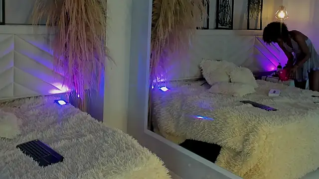 Snapshot of amy_miller1 chatting on November 7, 2025, 8:13 pm amy miller1 online show from November 7, 2025, 8:13 pm