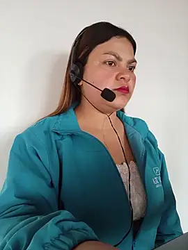 LUCIANA  99 online show from October 2, 2025, 12:08 pm