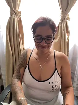 Snapshot of Camila_Garcia_ chatting on September 28, 2025, 5:42 pm Camila Garcia online show from September 28, 2025, 5:42 pm