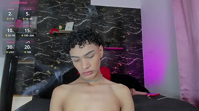 Snapshot of lyan_hots chatting on November 8, 2025, 11:36 am lyan hots online show from November 8, 2025, 11:36 am