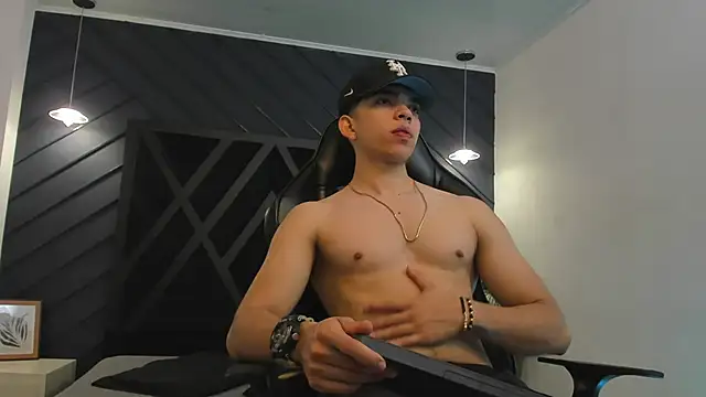 Snapshot of Eryonbradley chatting on September 23, 2025, 11:28 am Eryonbradley online show from September 23, 2025, 11:28 am