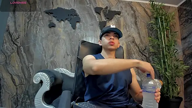 Snapshot of Eryonbradley chatting on September 12, 2025, 11:21 am Eryonbradley online show from September 12, 2025, 11:21 am