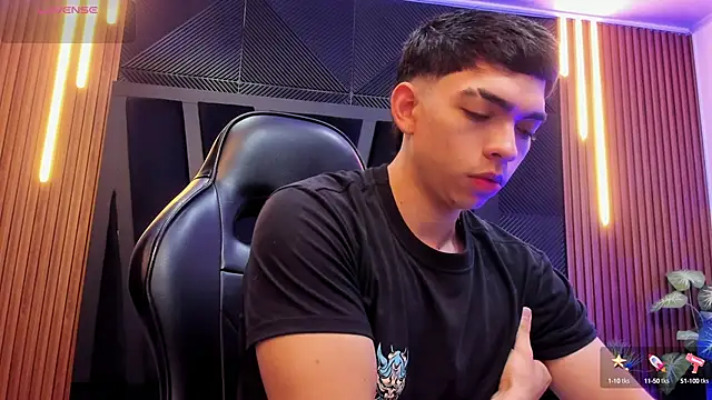 Snapshot of Eryonbradley chatting on October 4, 2025, 11:23 am Eryonbradley online show from October 4, 2025, 11:23 am