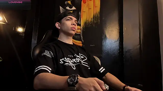 Snapshot of Eryonbradley chatting on November 14, 2025, 11:25 am Eryonbradley online show from November 14, 2025, 11:25 am