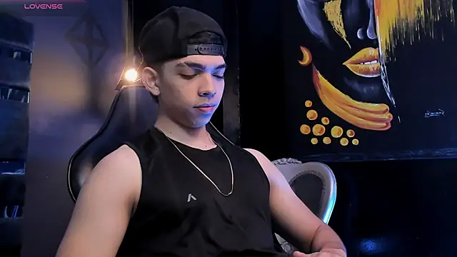 Snapshot of Eryonbradley chatting on November 15, 2025, 11:25 am Eryonbradley online show from November 15, 2025, 11:25 am