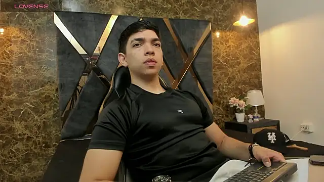 Eryonbradley online show from February 24, 2026, 11:33 am