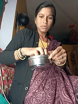 Snapshot of Sonam_pandeyji chatting on November 14, 2025, 2:10 pm Sonam pandeyji online show from November 14, 2025, 2:10 pm