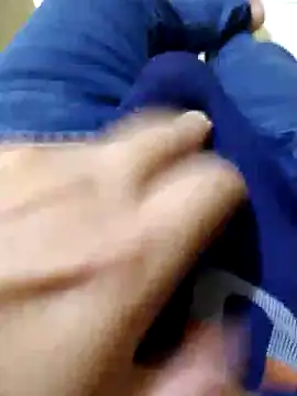 Snapshot of JoaoPedro17cm chatting on September 29, 2025, 2:12 pm JoaoPedro17cm online show from September 29, 2025, 2:12 pm