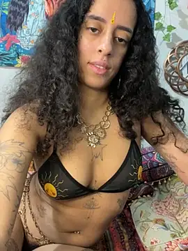 Snapshot of bibihourani chatting on May 29, 2026, 3:51 pm bibihourani online show from May 29, 2026, 3:51 pm