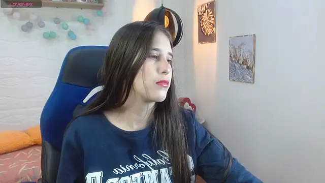 karlarousex online show from November 5, 2025, 3:20 am