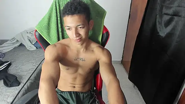 Snapshot of JuanchiT66 chatting on March 4, 2026, 12:07 am JuanchiT66 online show from March 4, 2026, 12:07 am