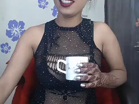 Snapshot of Love-Sex_Love chatting on December 5, 2025, 5:55 pm Love-Sex Love online show from December 5, 2025, 5:55 pm