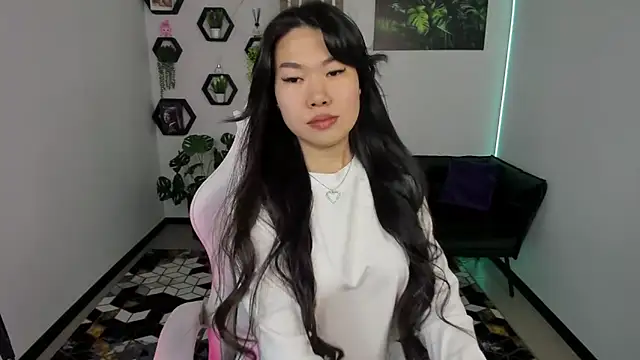 LunaPurrr online show from November 28, 2025, 12:22 am