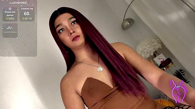 TrinityFucksYou online show from February 5, 2026, 4:58 pm