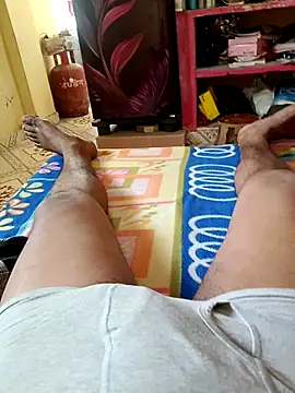 Snapshot of Tamilpayan09876 chatting on February 17, 2026, 4:54 am Tamilpayan09876 online show from February 17, 2026, 4:54 am