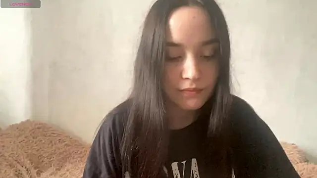 Snapshot of AriaVice chatting on September 19, 2025, 12:53 pm AriaVice online show from September 19, 2025, 12:53 pm