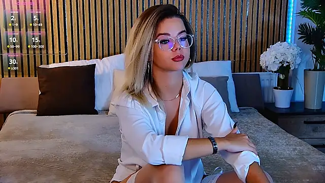 PrincessSlay online show from August 6, 2026, 5:35 am